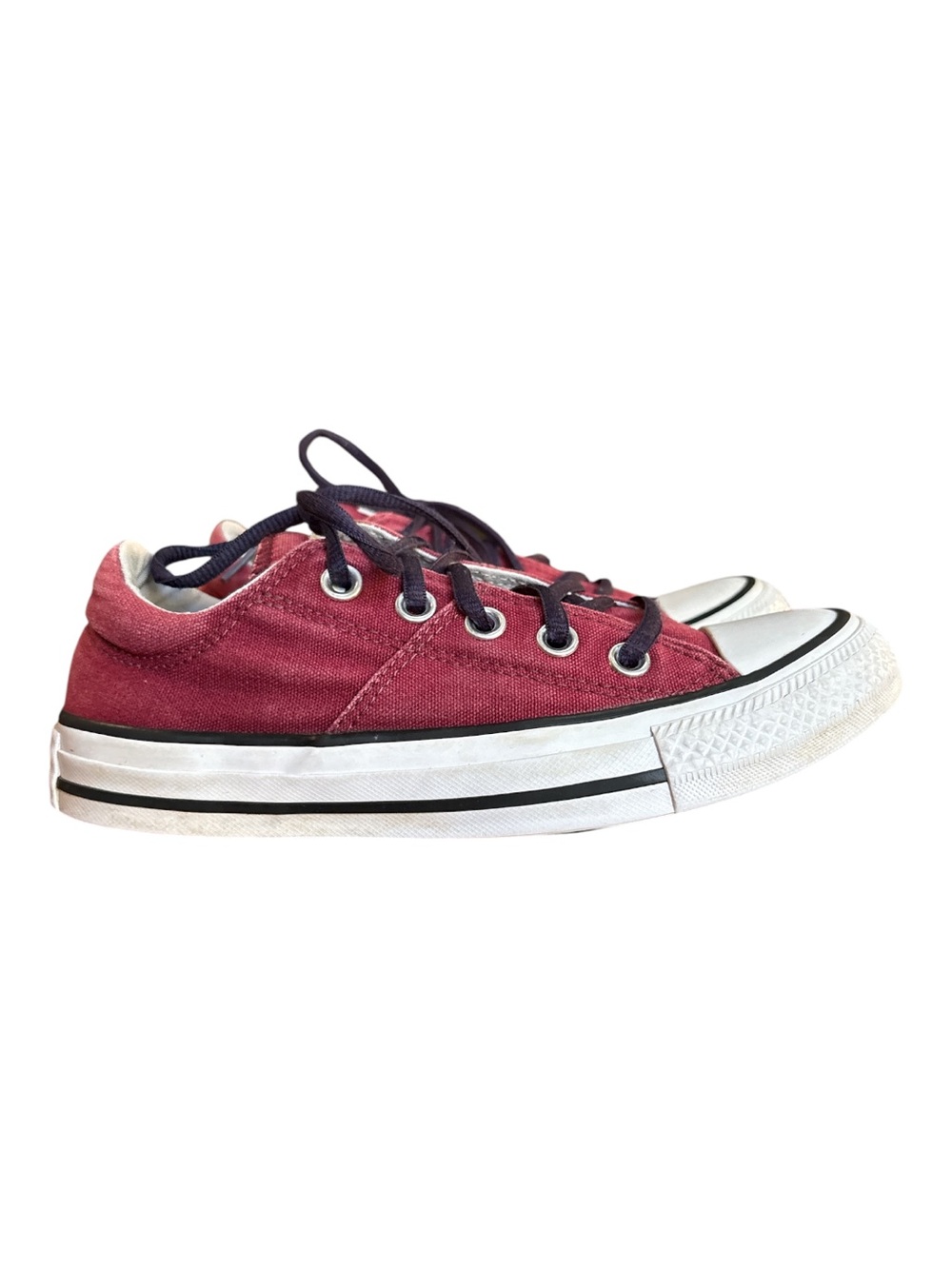 KIDS’ CONVERSE CHUCK TAYLOR RED LOW TOP BIG KID SIZE 5